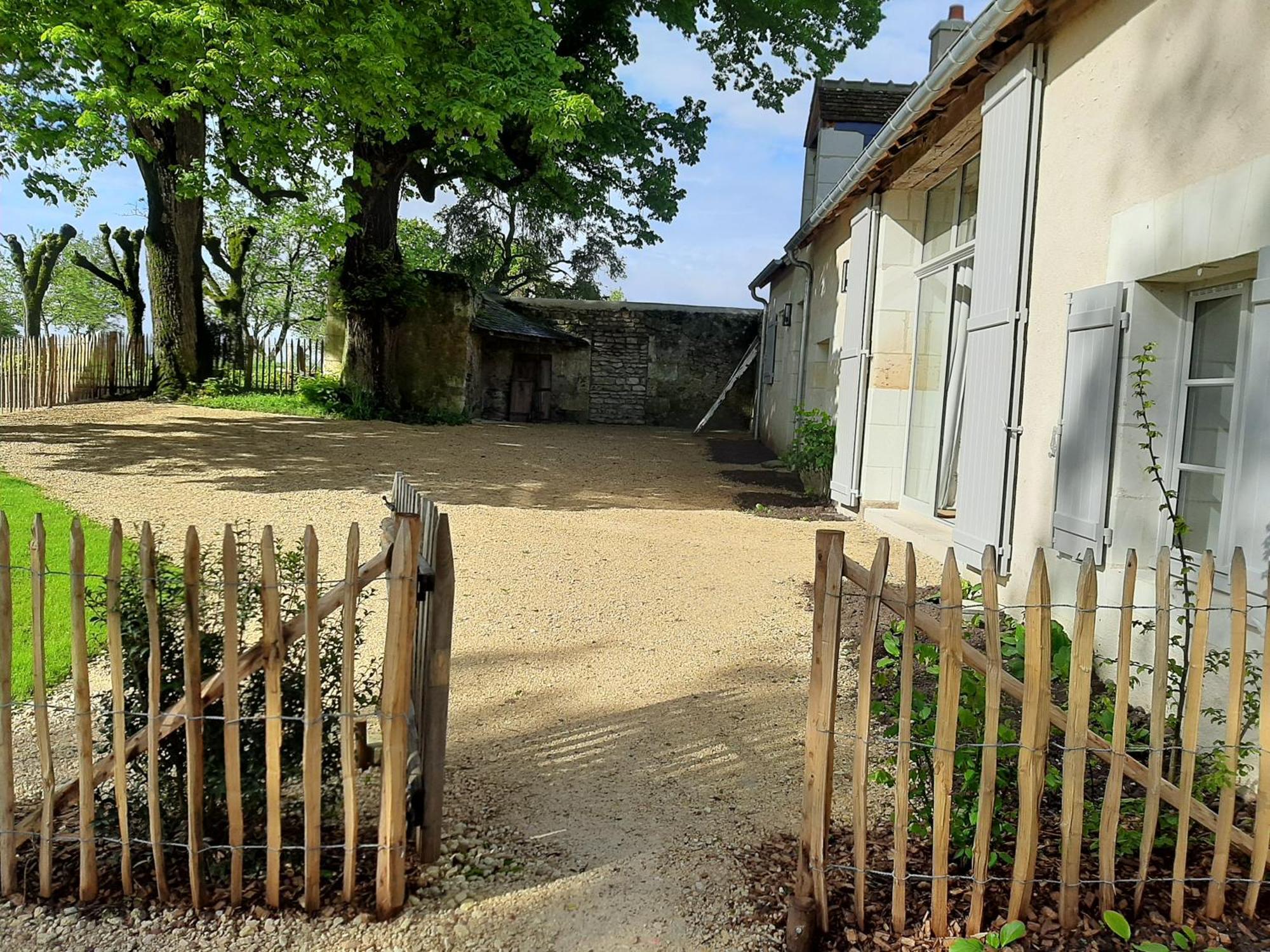 Le Puits Renaissance - Gites De Caractere Et Piscine Chauffee Chambourg-sur-Indre Екстериор снимка