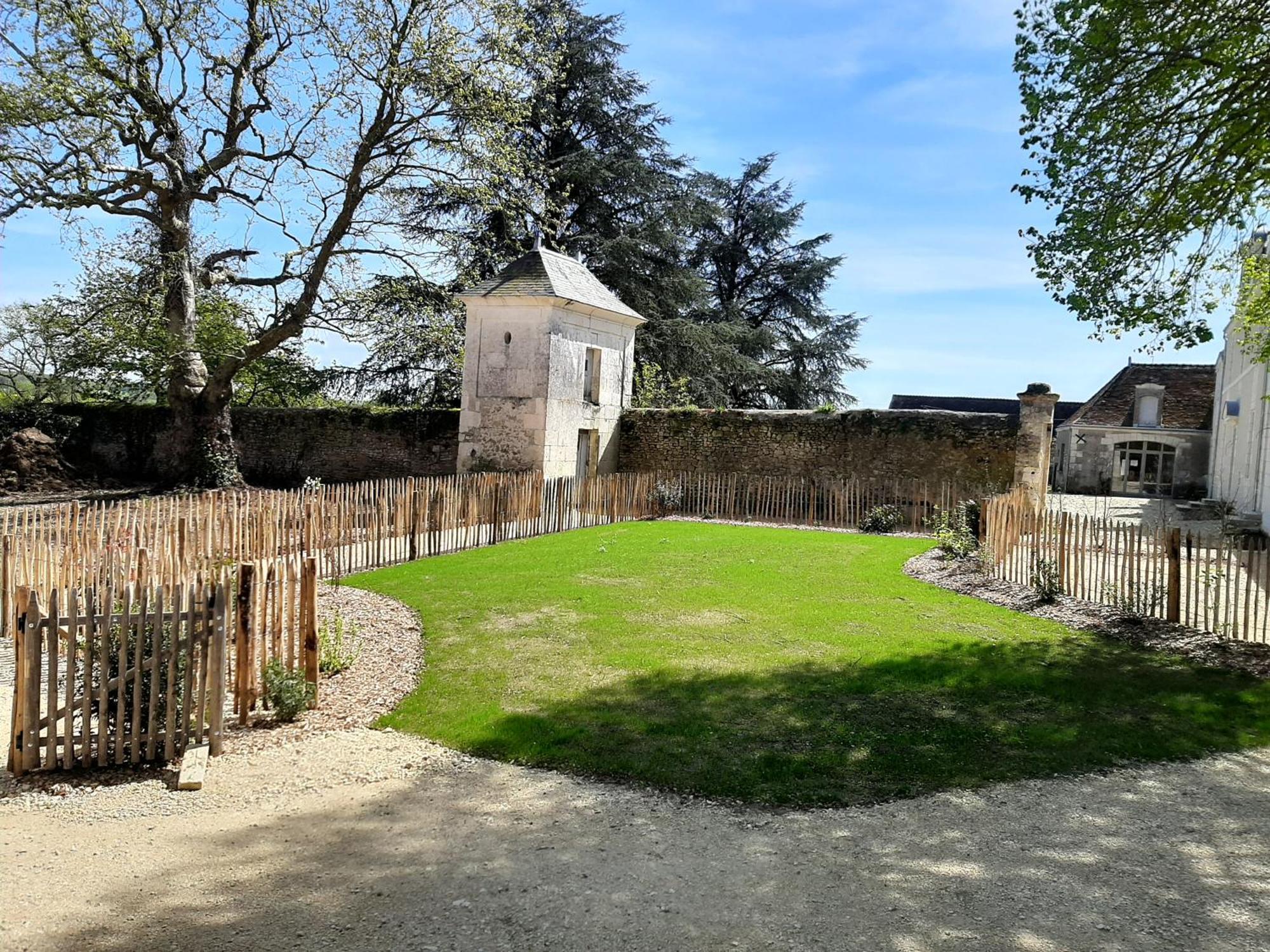 Le Puits Renaissance - Gites De Caractere Et Piscine Chauffee Chambourg-sur-Indre Екстериор снимка